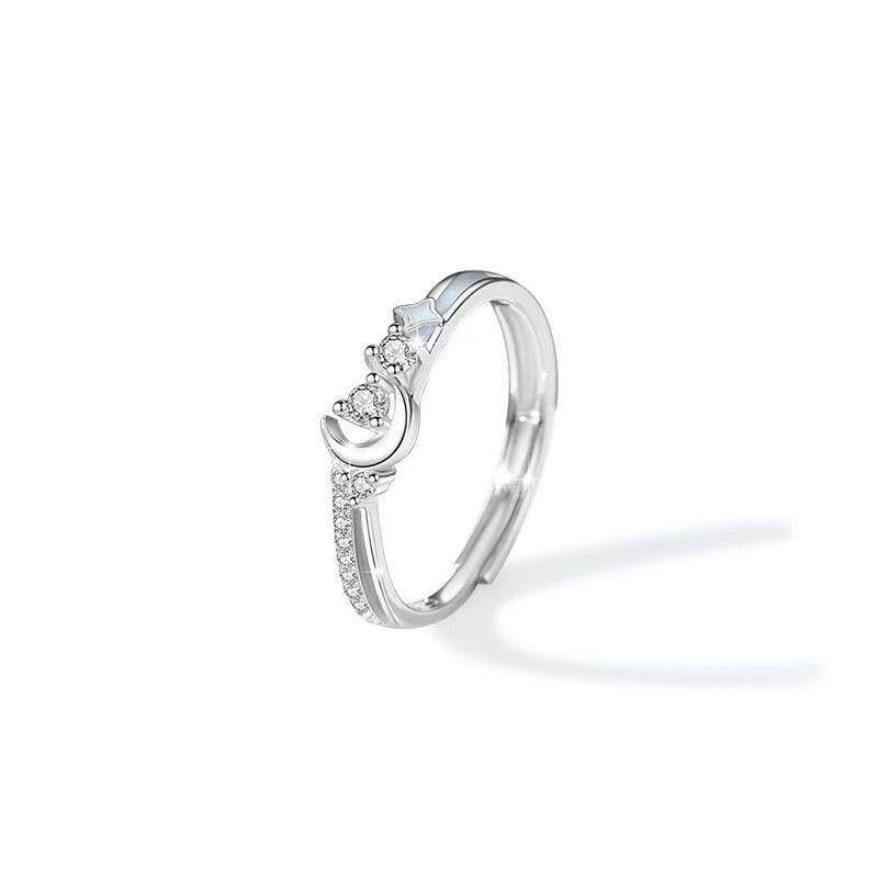 Luminous Star & Moon Ring – Glow-in-the-Dark Celestial Jewelry

Short & Clean