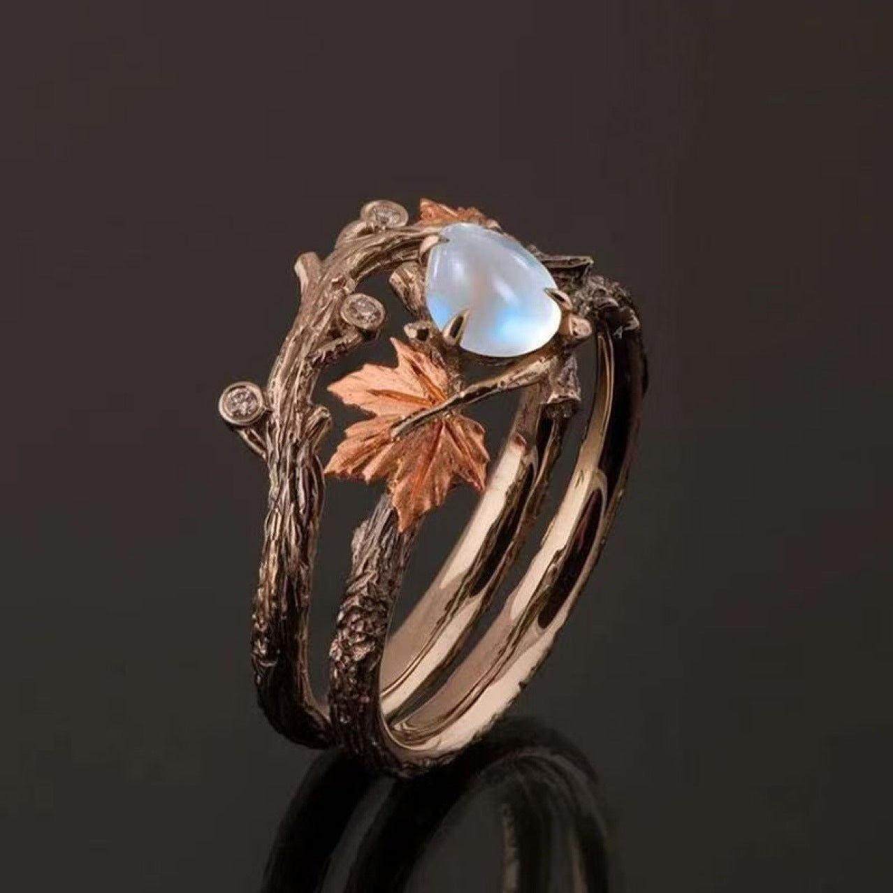 Creative Retro Silver Branch Maple Leaf Ring – Women’s Nature Jewelry

Gift-Focused