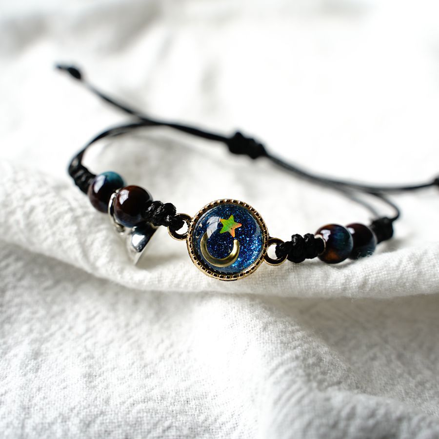 Stars Moon & Planet Bracelet – Celestial Jewelry with Magnetic Clasp

Trendy / Everyday Wear