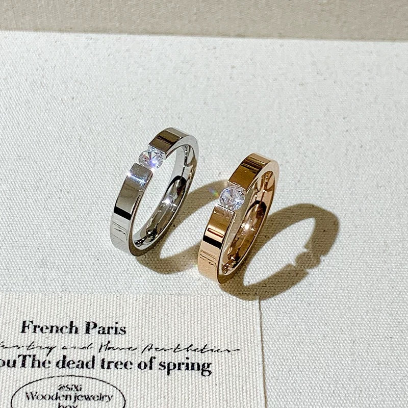 Silver Solitaire Zircon Band Ring – Elegant Minimalist Jewelry

Classic & Elegant

Sterling Silver Solit