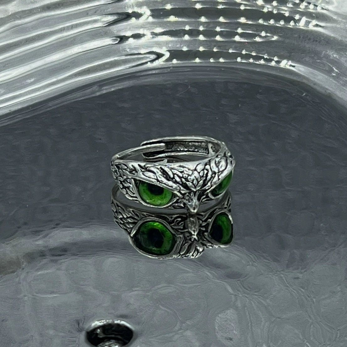 High-End Open Mouth Owl Ring for Men – Luxury Statement Jewelry

Bold / Statement Style